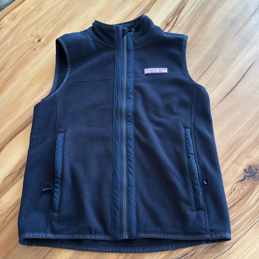 Boys Vineyard Vines Fleece Vest, Size M (12-14)